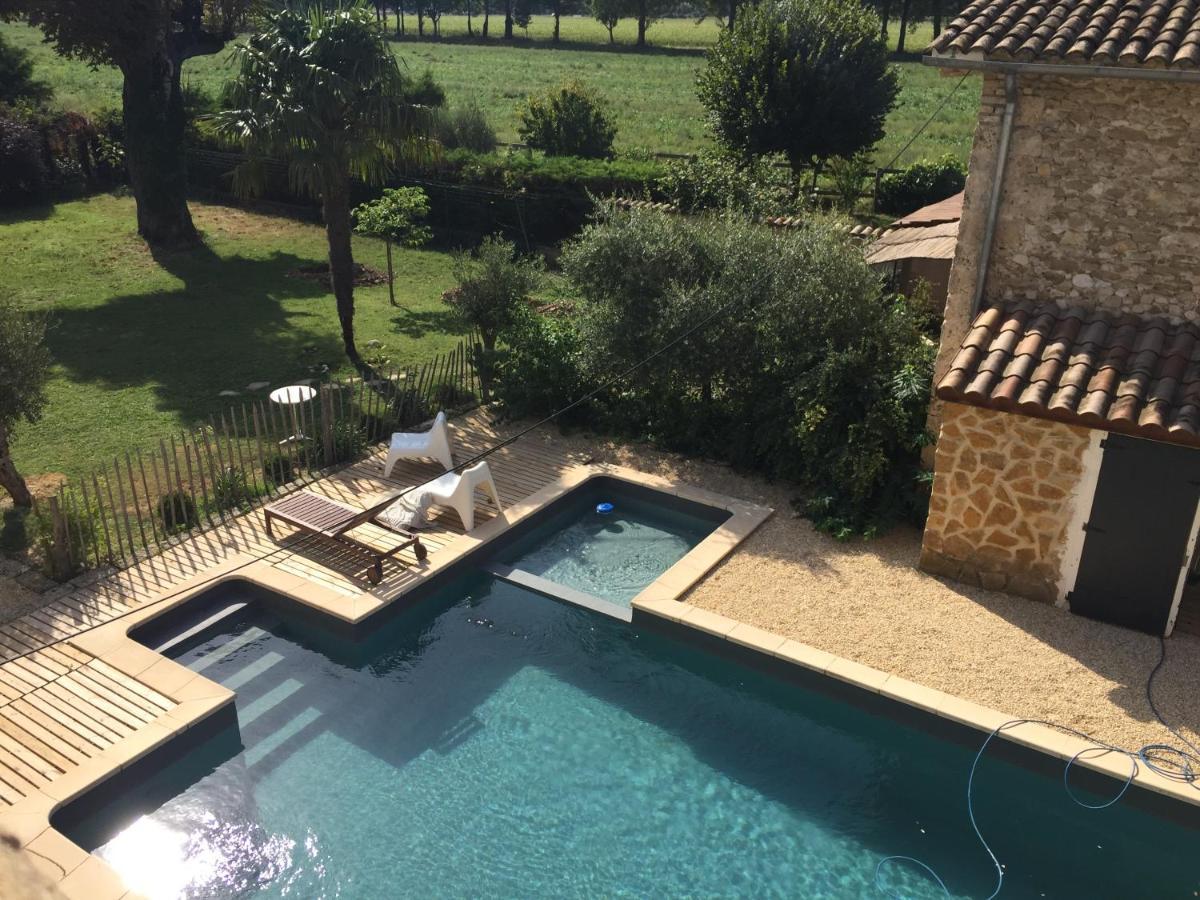 Ferme St Pierre 2 Suites Avec Repas, Piscine, Clim, Cheminee Ou Baignoire Spa Chabeuil Luaran gambar