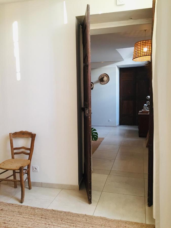 Ferme St Pierre 2 Suites Avec Repas, Piscine, Clim, Cheminee Ou Baignoire Spa Chabeuil Luaran gambar
