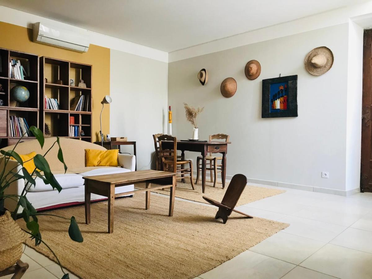Ferme St Pierre 2 Suites Avec Repas, Piscine, Clim, Cheminee Ou Baignoire Spa Chabeuil Luaran gambar